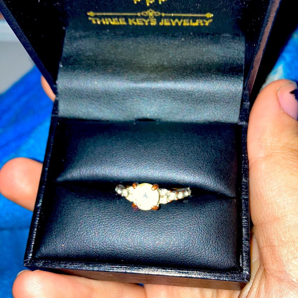 I love this ring but I want to go to resize it and it didn’t go in my size